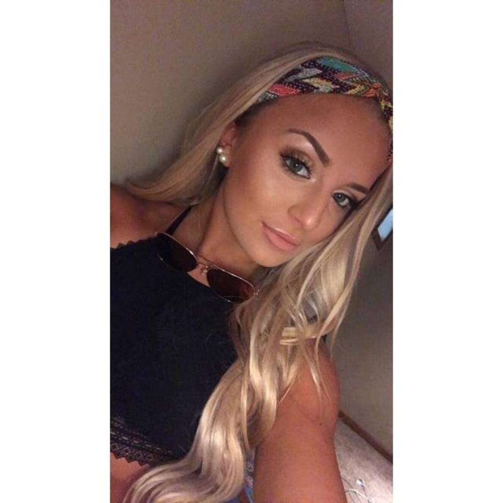 Meet your Posher, Olivia